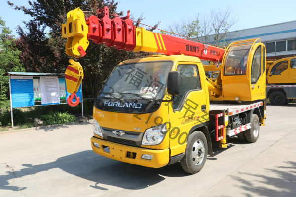 藍牌5噸汽車吊 福田