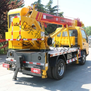 藍(lán)牌5噸汽車(chē)吊 福田