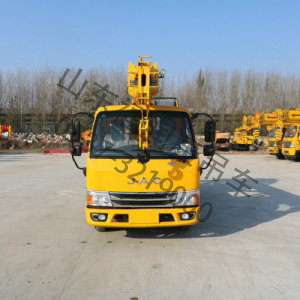 藍(lán)牌K5噸汽車吊 江淮